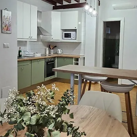 Дом отдыха Lovelyloft Trafalgar *