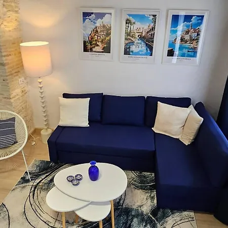 Lovelyloft Trafalgar Vakantiehuis *